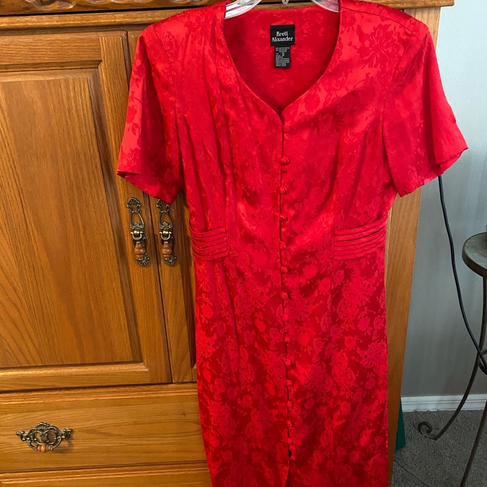 Beautiful red Brett Alexander dress. Size 10.